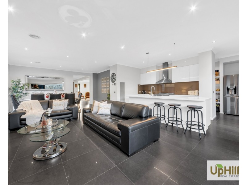 26 Greenslate Street, Clyde North VIC 3978