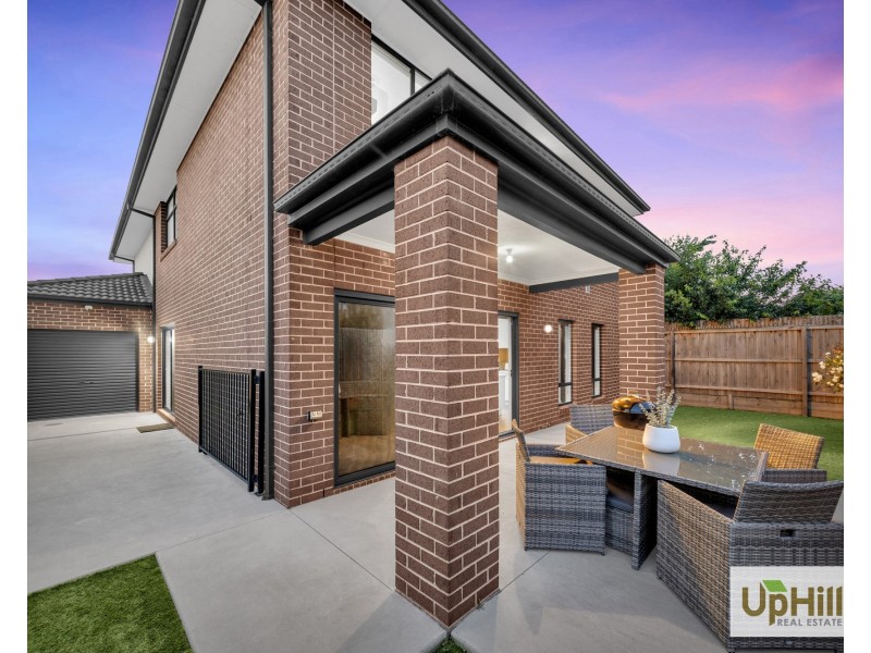 26 Greenslate Street, Clyde North VIC 3978
