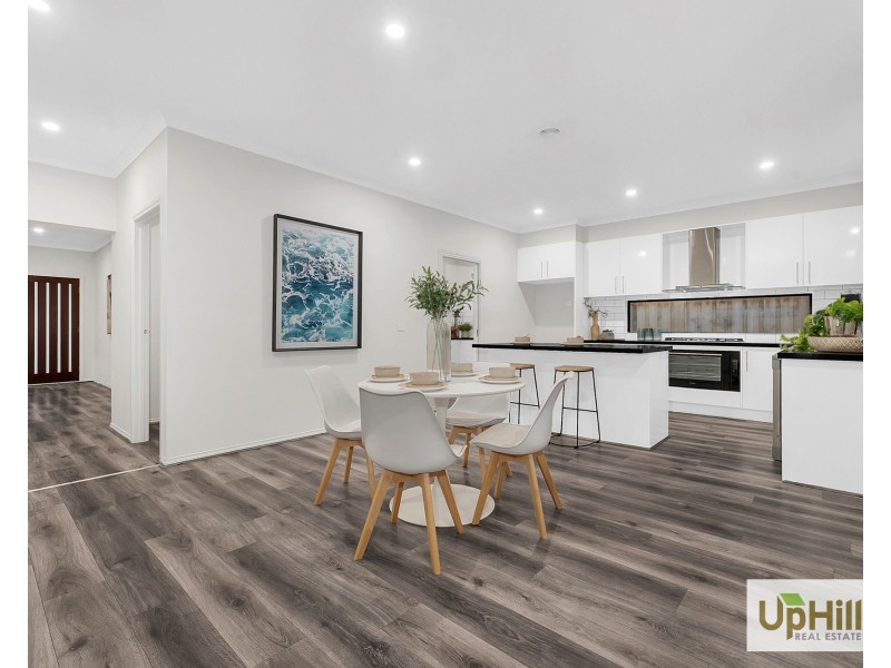 11 Diversity Road, Clyde North VIC 3978