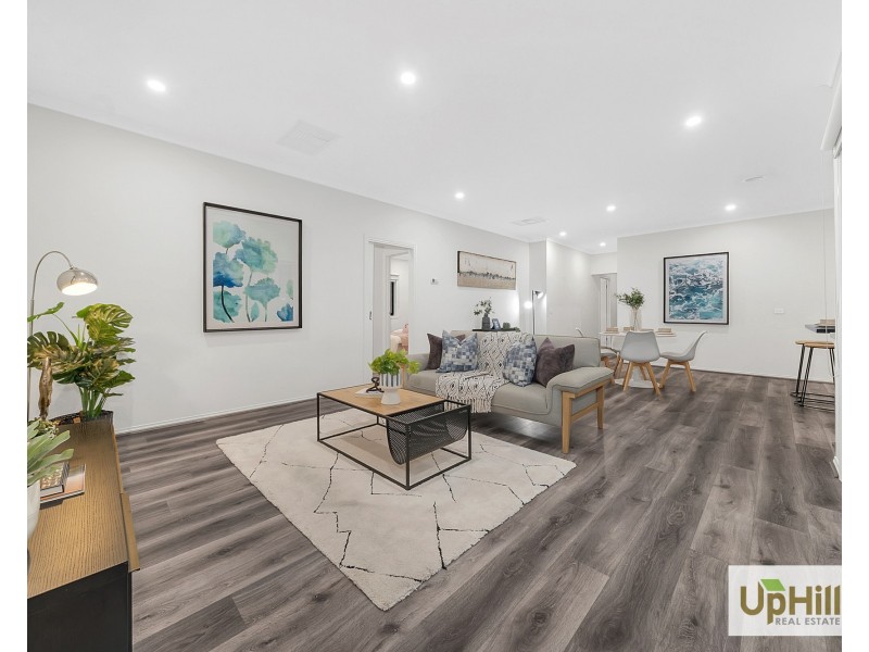 11 Diversity Road, Clyde North VIC 3978