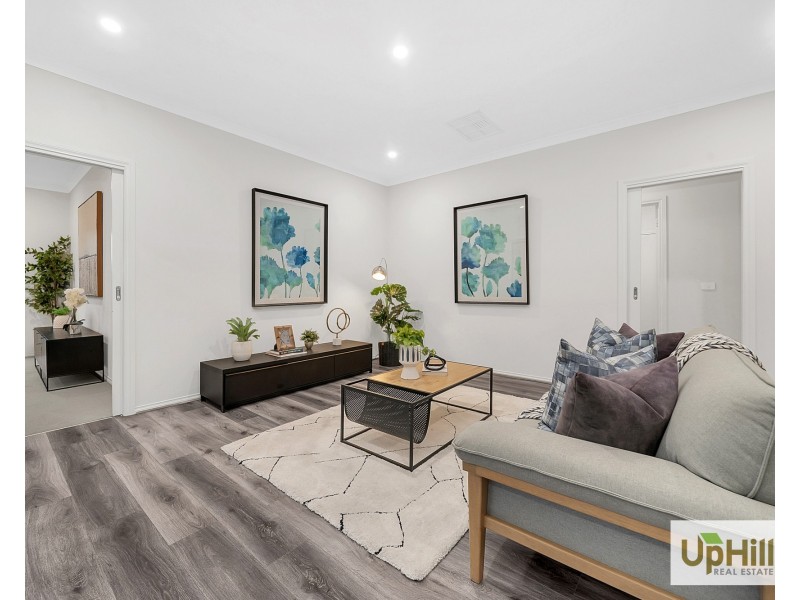 11 Diversity Road, Clyde North VIC 3978