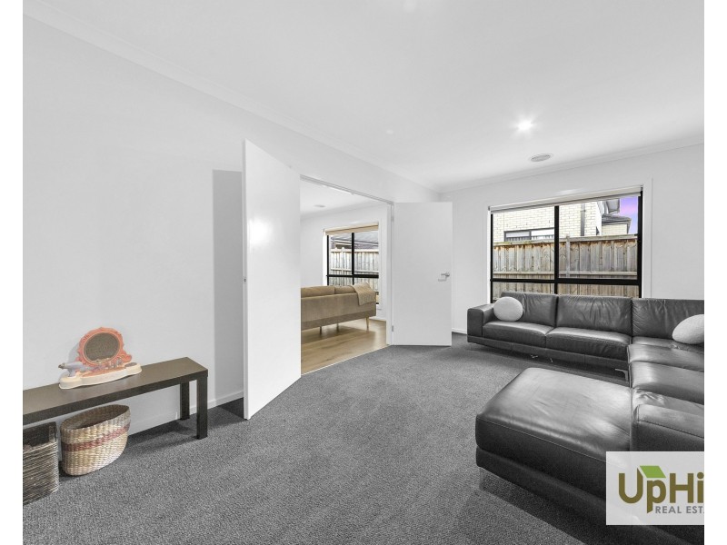 25 Baseline Way, Clyde VIC 3978