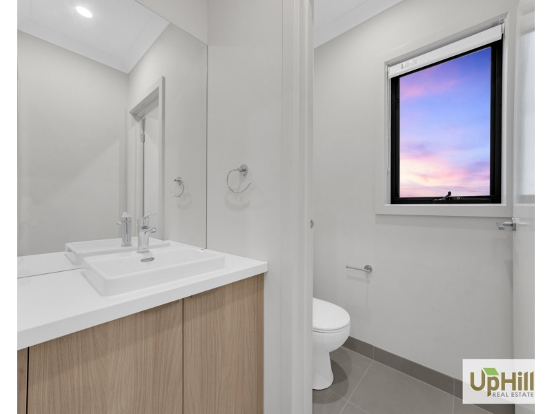 65 Swanston Street, Clyde VIC 3978