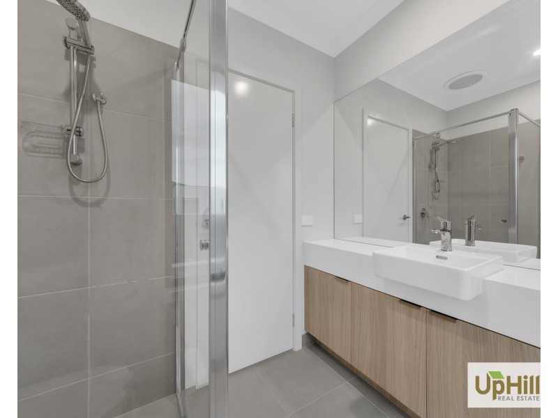 65 Swanston Street, Clyde VIC 3978