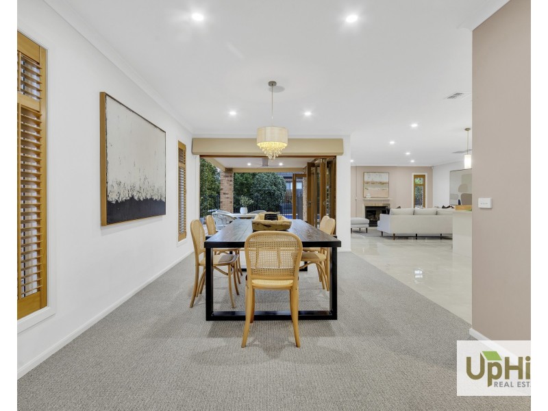 10  Marbelia Drive, Berwick VIC 3806