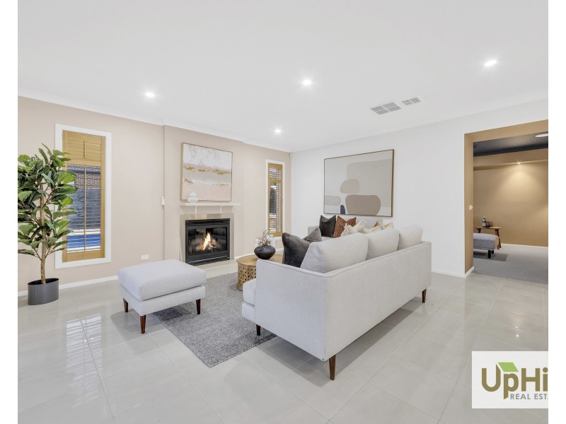 10  Marbelia Drive, Berwick VIC 3806