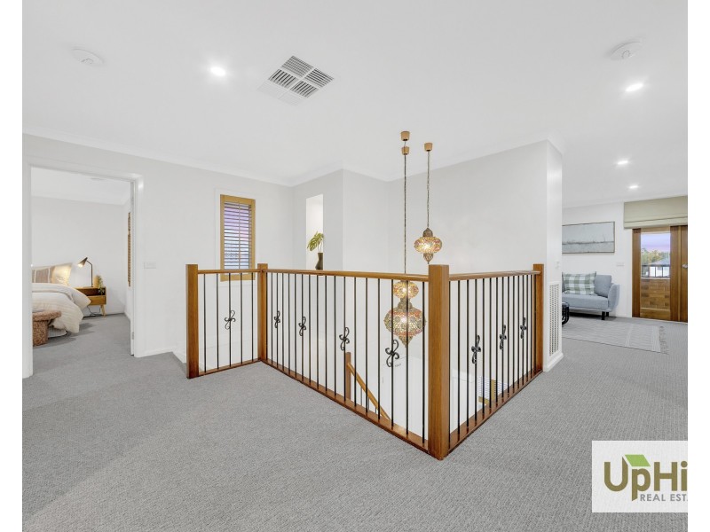 10  Marbelia Drive, Berwick VIC 3806