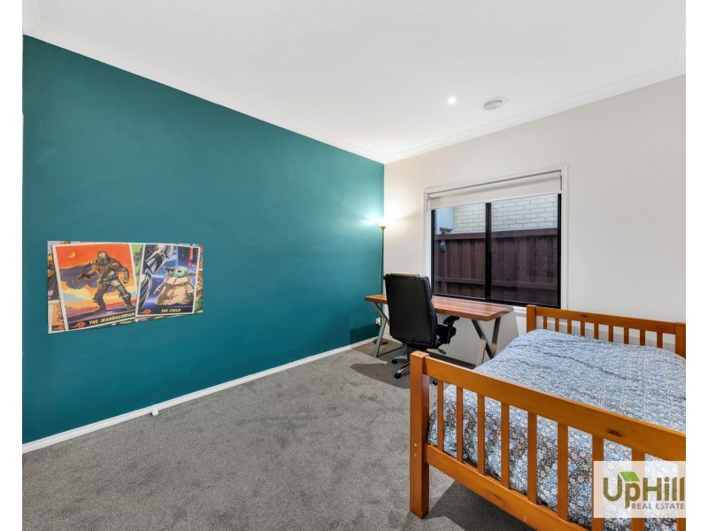 28 Jackwood Drive, Clyde North VIC 3978