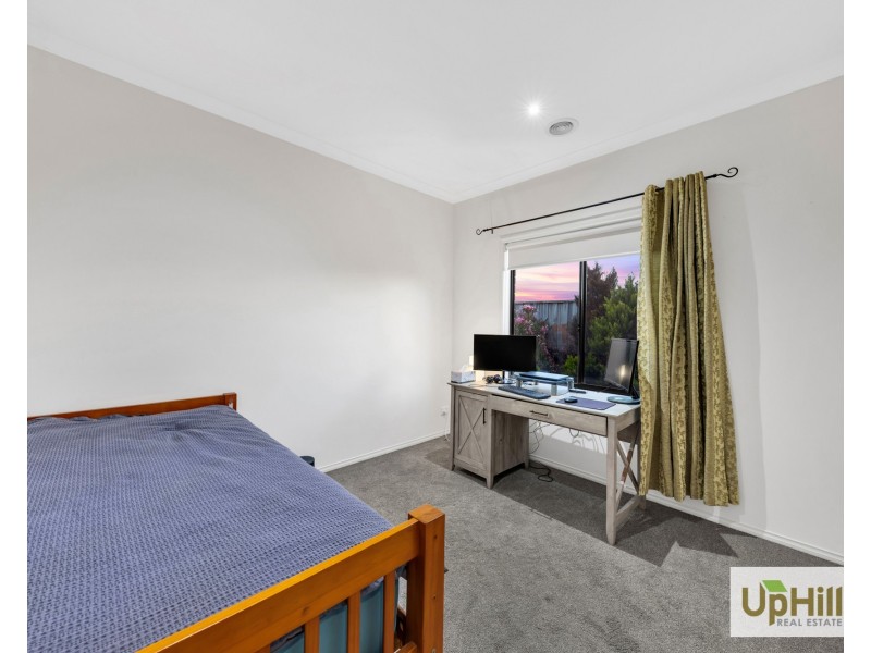 28 Jackwood Drive, Clyde North VIC 3978