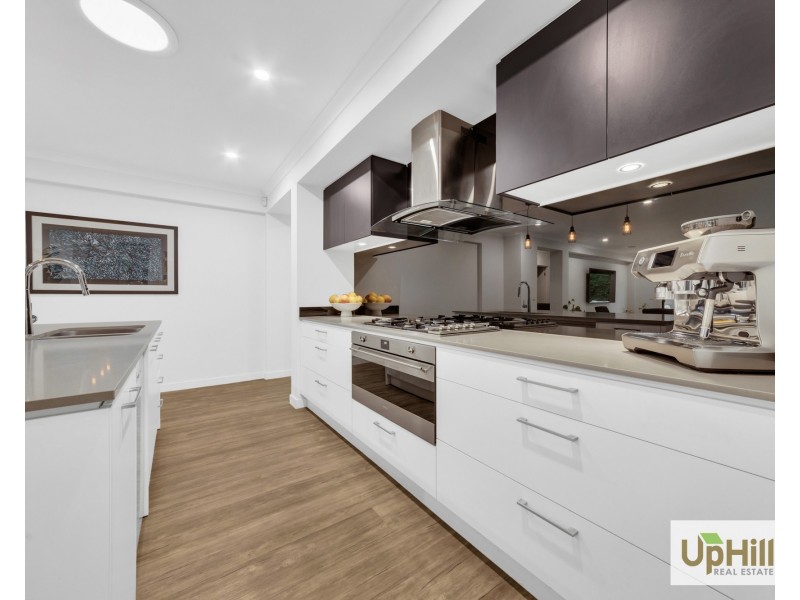 10 Adriatic Circuit, Clyde VIC 3978