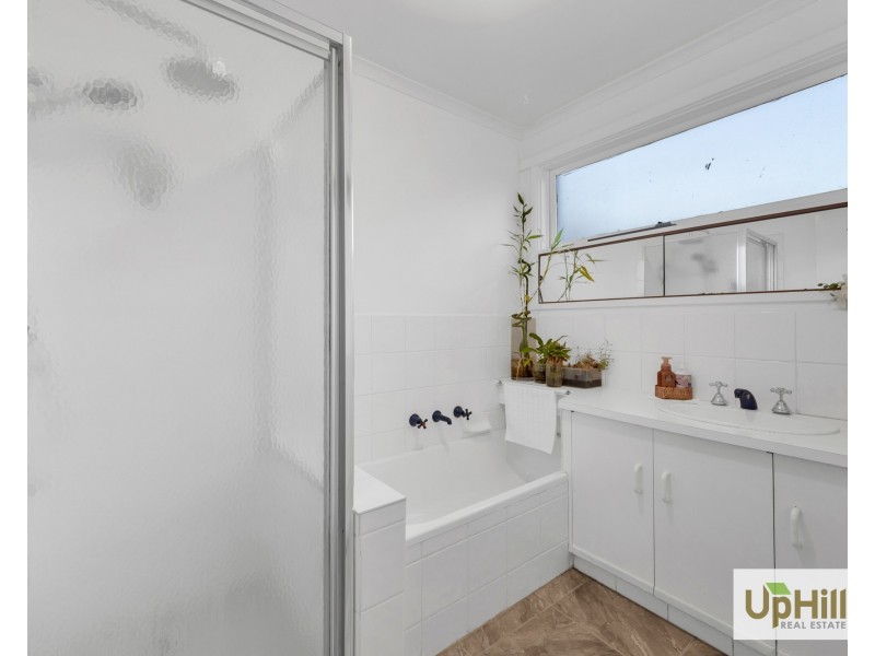 2 Thomas Court, Hallam VIC 3803