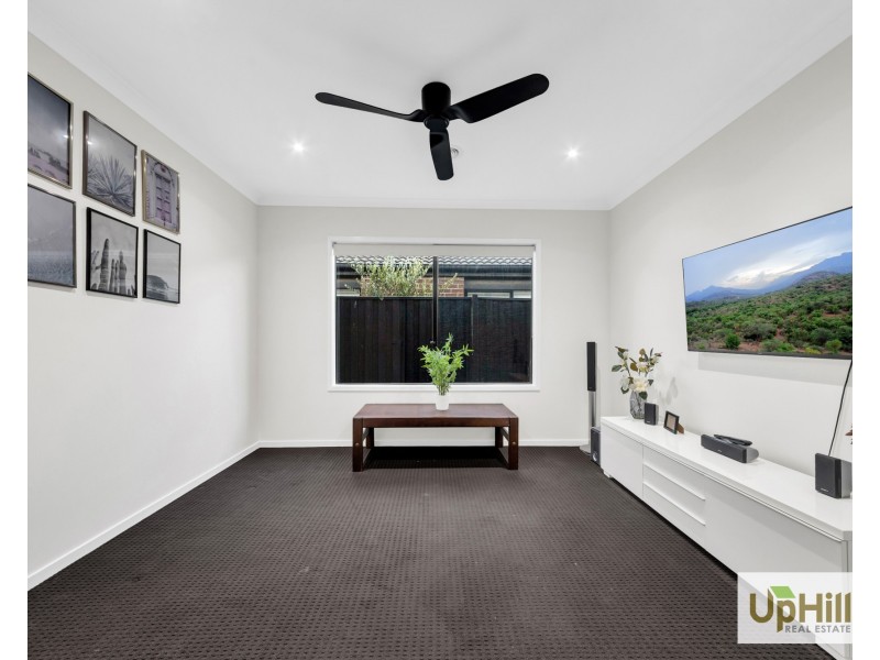 28 Abundance Circuit, Clyde VIC 3978