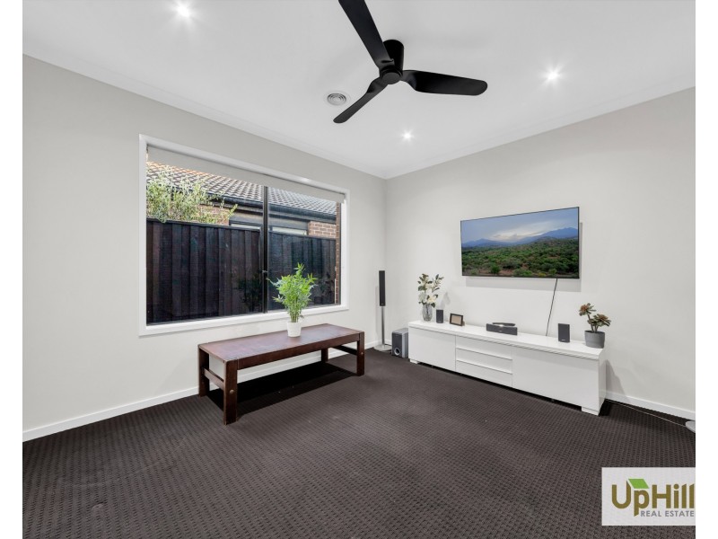 28 Abundance Circuit, Clyde VIC 3978