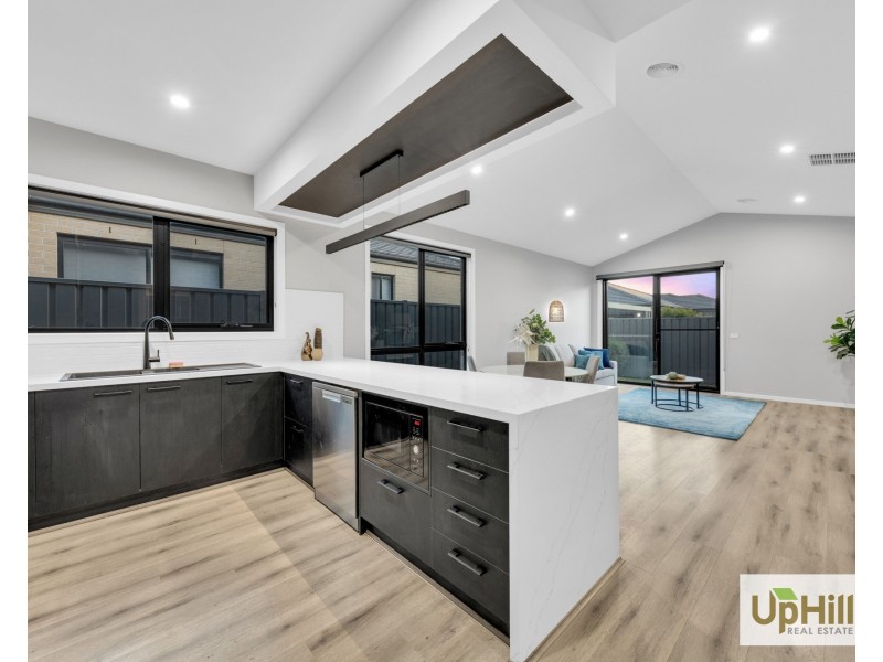 13 Cinema Street, Clyde North VIC 3978