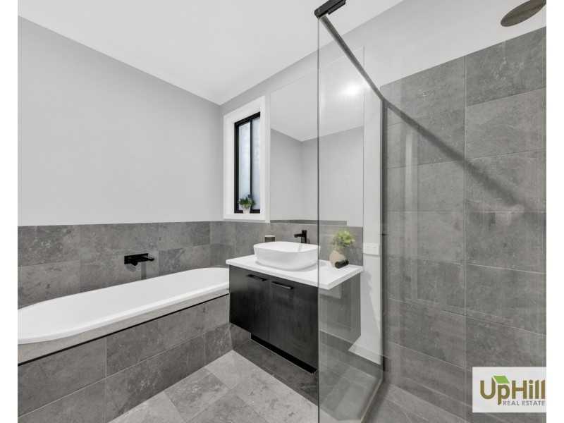 13 Cinema Street, Clyde North VIC 3978