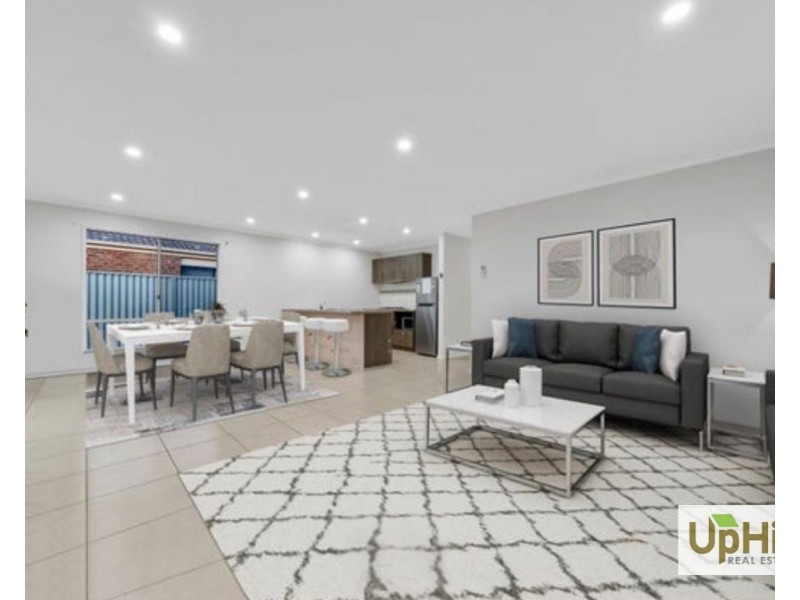 35 Archers Field Drive, Cranbourne East VIC 3977