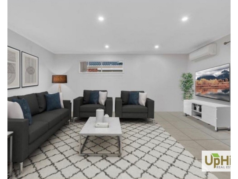 35 Archers Field Drive, Cranbourne East VIC 3977