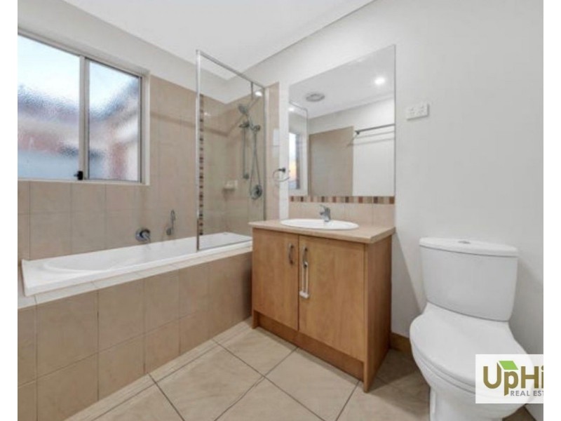 35 Archers Field Drive, Cranbourne East VIC 3977