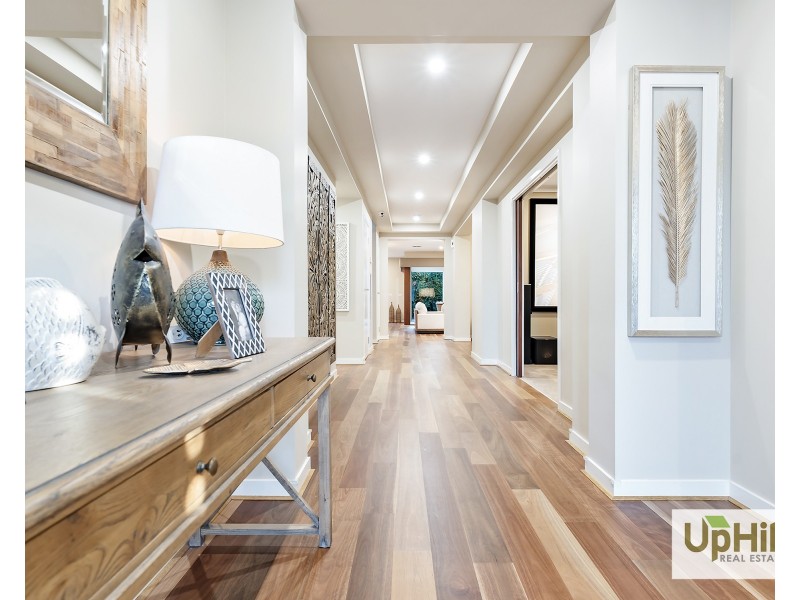 24 Deoro Parade, Clyde North VIC 3978