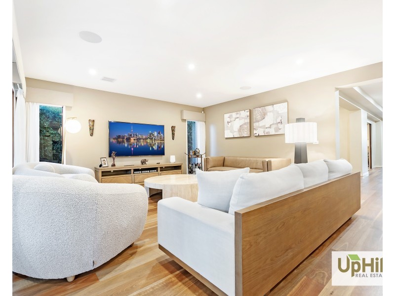 24 Deoro Parade, Clyde North VIC 3978