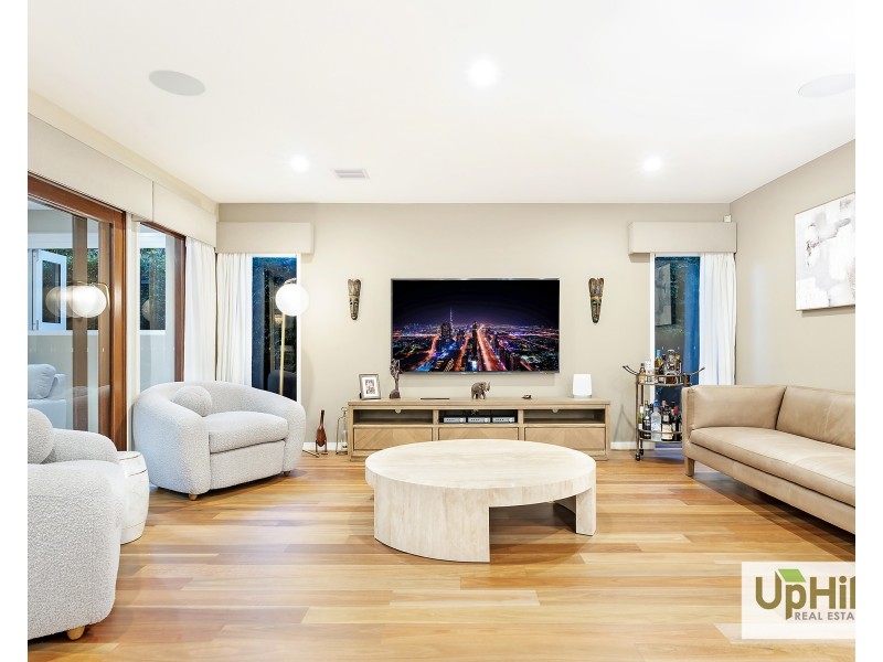 24 Deoro Parade, Clyde North VIC 3978