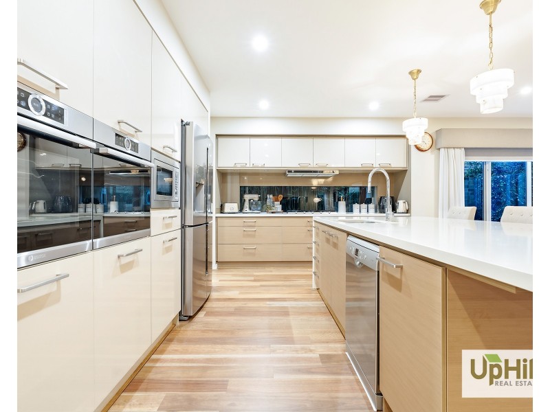 24 Deoro Parade, Clyde North VIC 3978