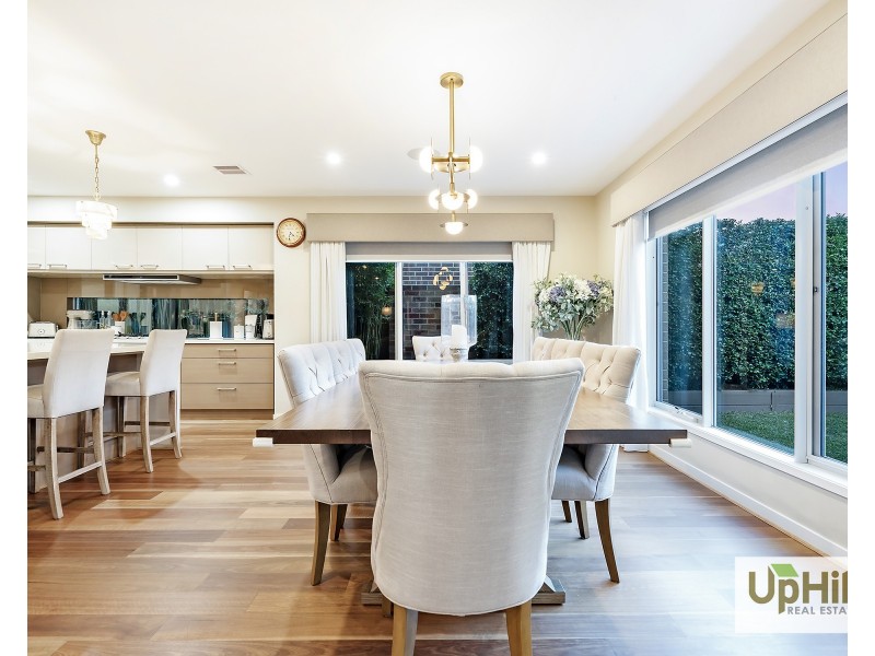 24 Deoro Parade, Clyde North VIC 3978