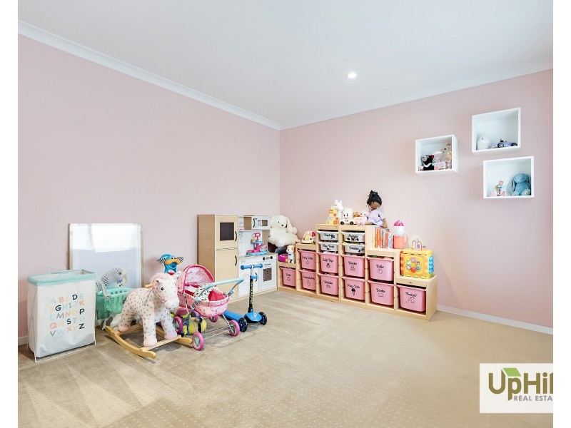 24 Deoro Parade, Clyde North VIC 3978