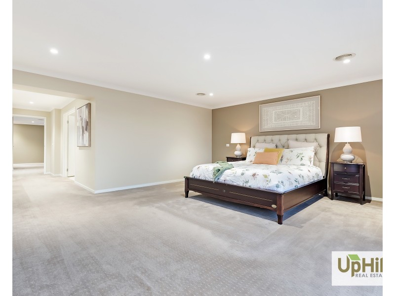 24 Deoro Parade, Clyde North VIC 3978