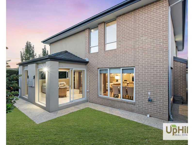24 Deoro Parade, Clyde North VIC 3978