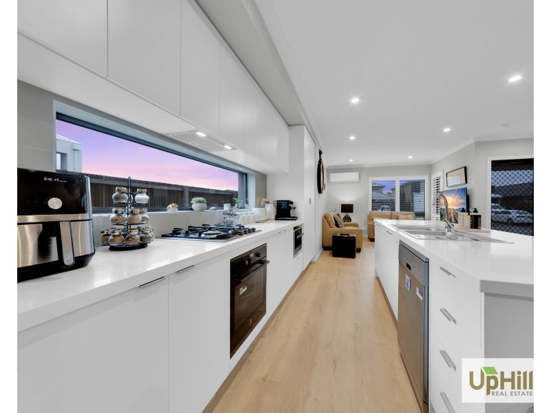 39 Swanston Street, Clyde VIC 3978