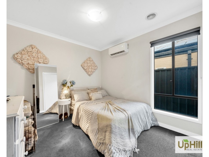 34 Yaralla Circuit, Clyde VIC 3978