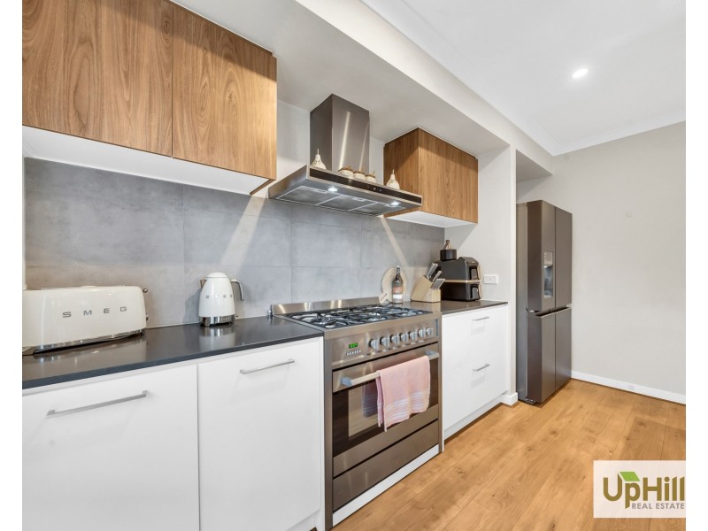 34 Yaralla Circuit, Clyde VIC 3978