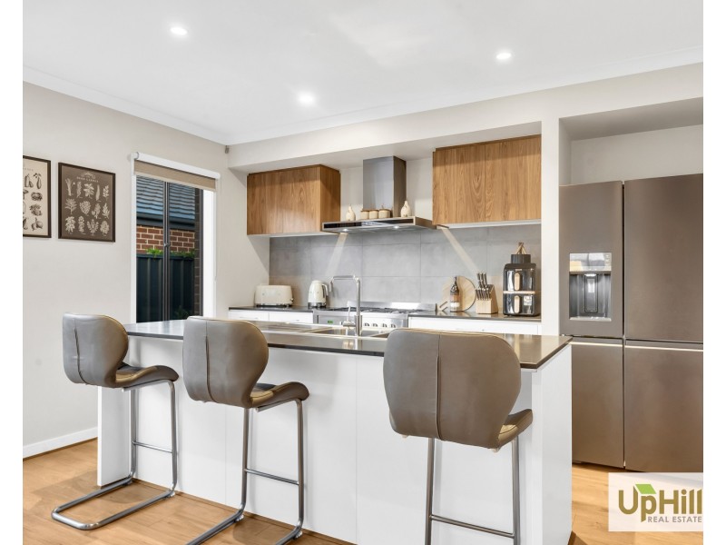 34 Yaralla Circuit, Clyde VIC 3978