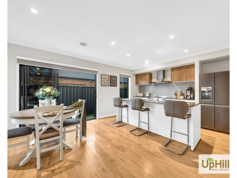 34 Yaralla Circuit, Clyde VIC 3978