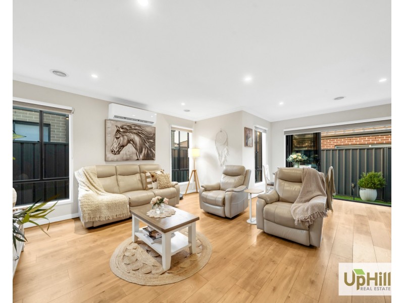 34 Yaralla Circuit, Clyde VIC 3978