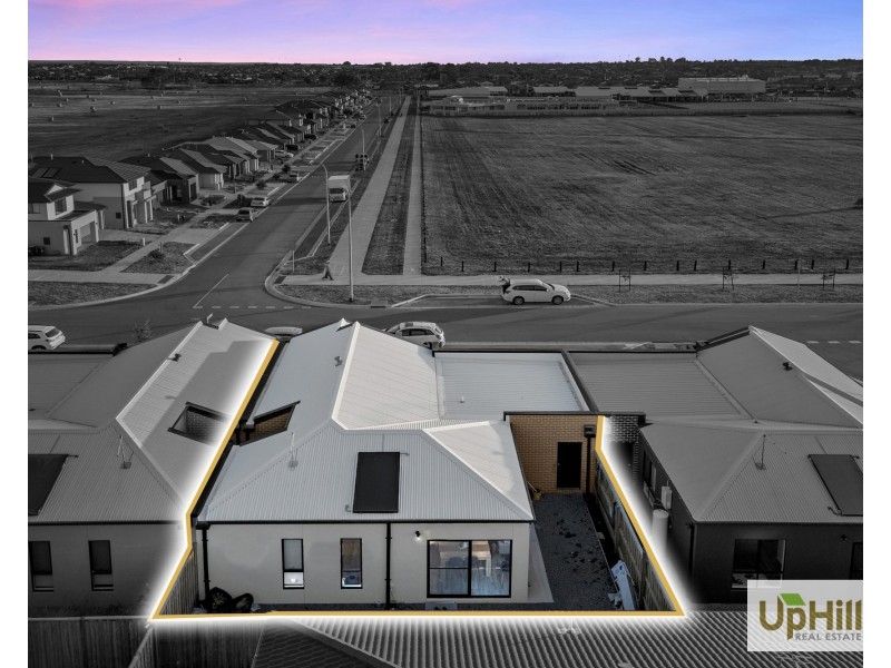 79 Plymouth Boulevard, Clyde North VIC 3978