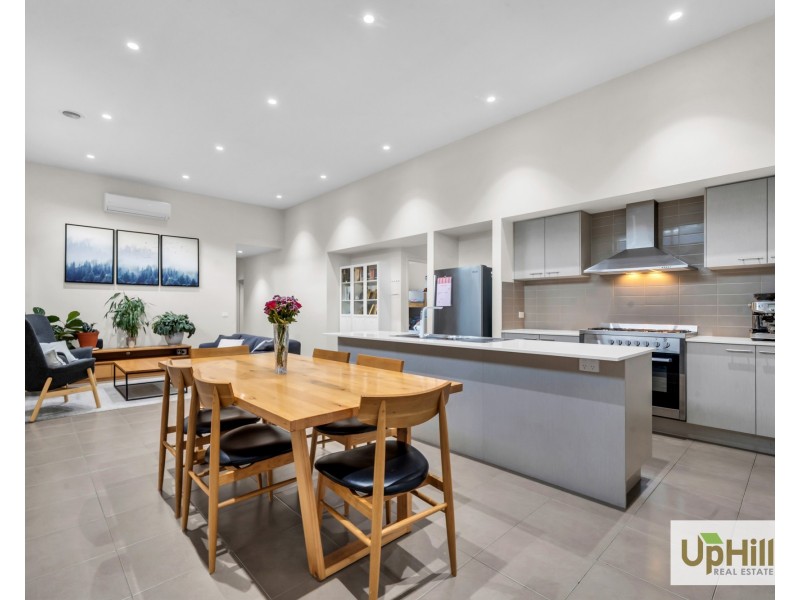 5 Haflinger Avenue, Clyde North VIC 3978