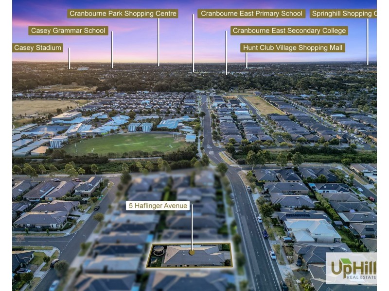 5 Haflinger Avenue, Clyde North VIC 3978