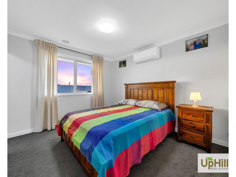 7 Undara Road, Clyde North VIC 3978