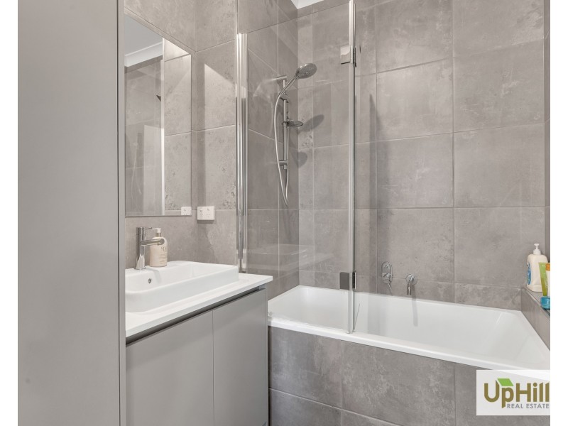 77 Plymouth Boulevard, Clyde North VIC 3978