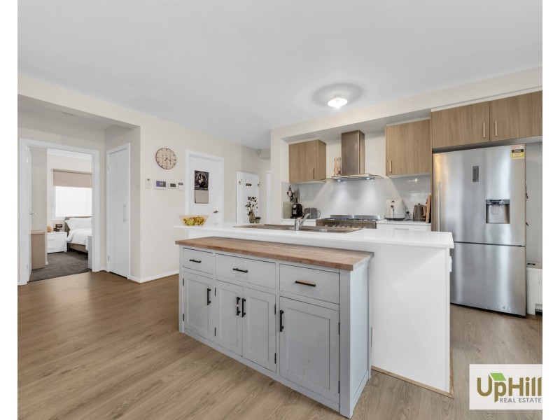 85 Castillo Avenue, Clyde North VIC 3978