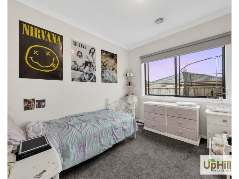 85 Castillo Avenue, Clyde North VIC 3978