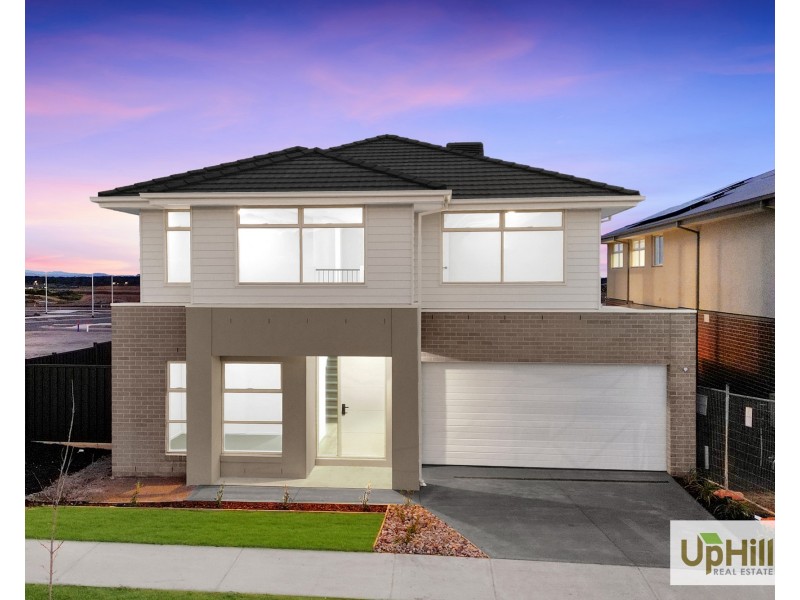 22 Newbolt Parade, Clyde North VIC 3978