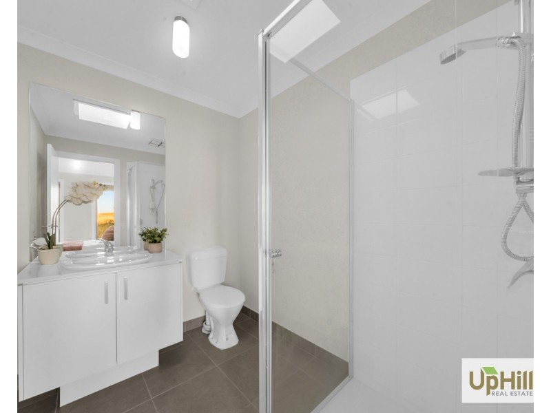 43 Melaan Way, Clyde North VIC 3978