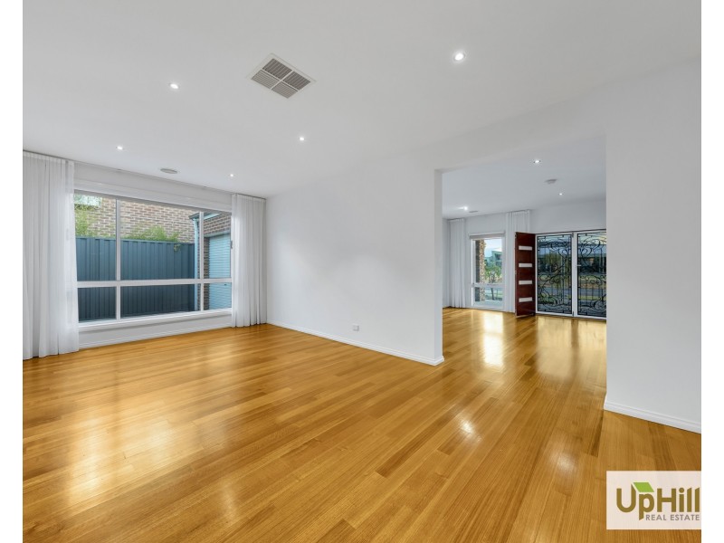 62 Ferrari Drive, Cranbourne East VIC 3977