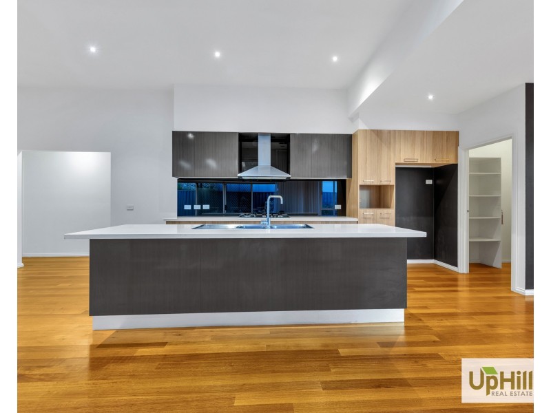 62 Ferrari Drive, Cranbourne East VIC 3977