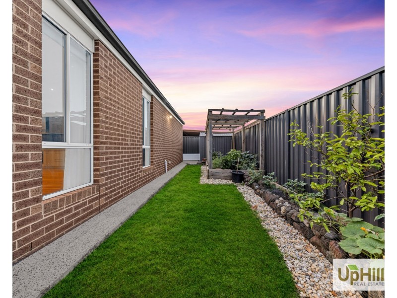 62 Ferrari Drive, Cranbourne East VIC 3977