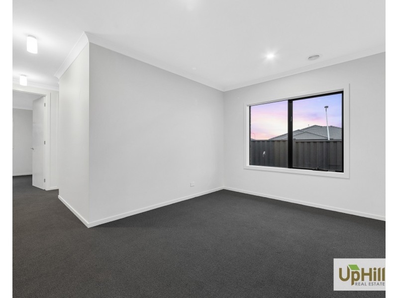 2 Colca Road, Clyde VIC 3978