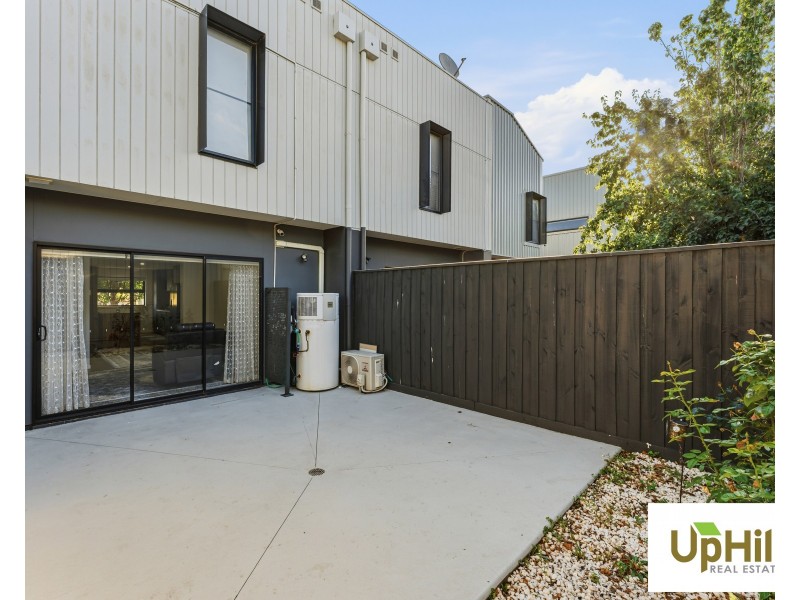 35 Villager Street, Cranbourne East VIC 3977